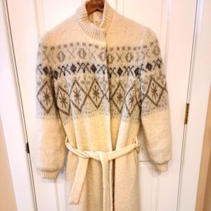 Lovely Alafoss Icewool lady's coat